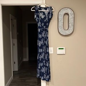Lulus floral maxi dress